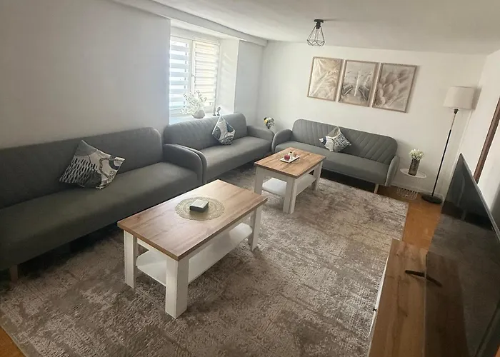 Lina בית נופש Longkamp